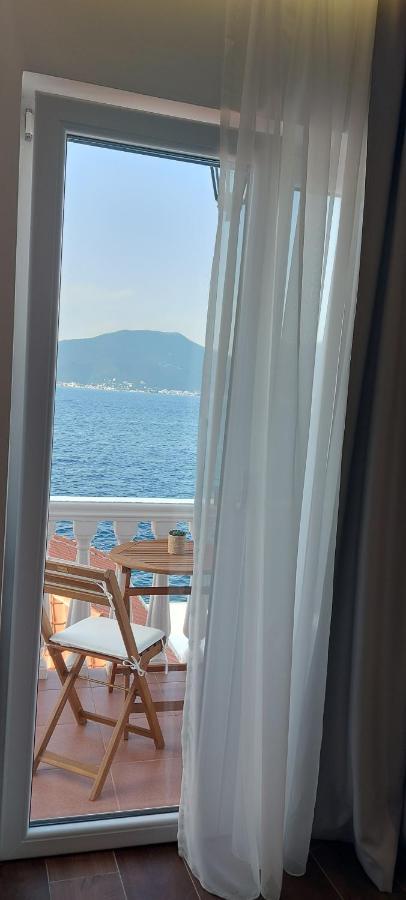 La Casa Di Sonja Apartment Tivat Ngoại thất bức ảnh