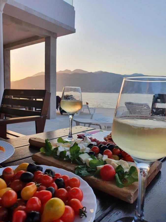 La Casa Di Sonja Apartment Tivat Ngoại thất bức ảnh