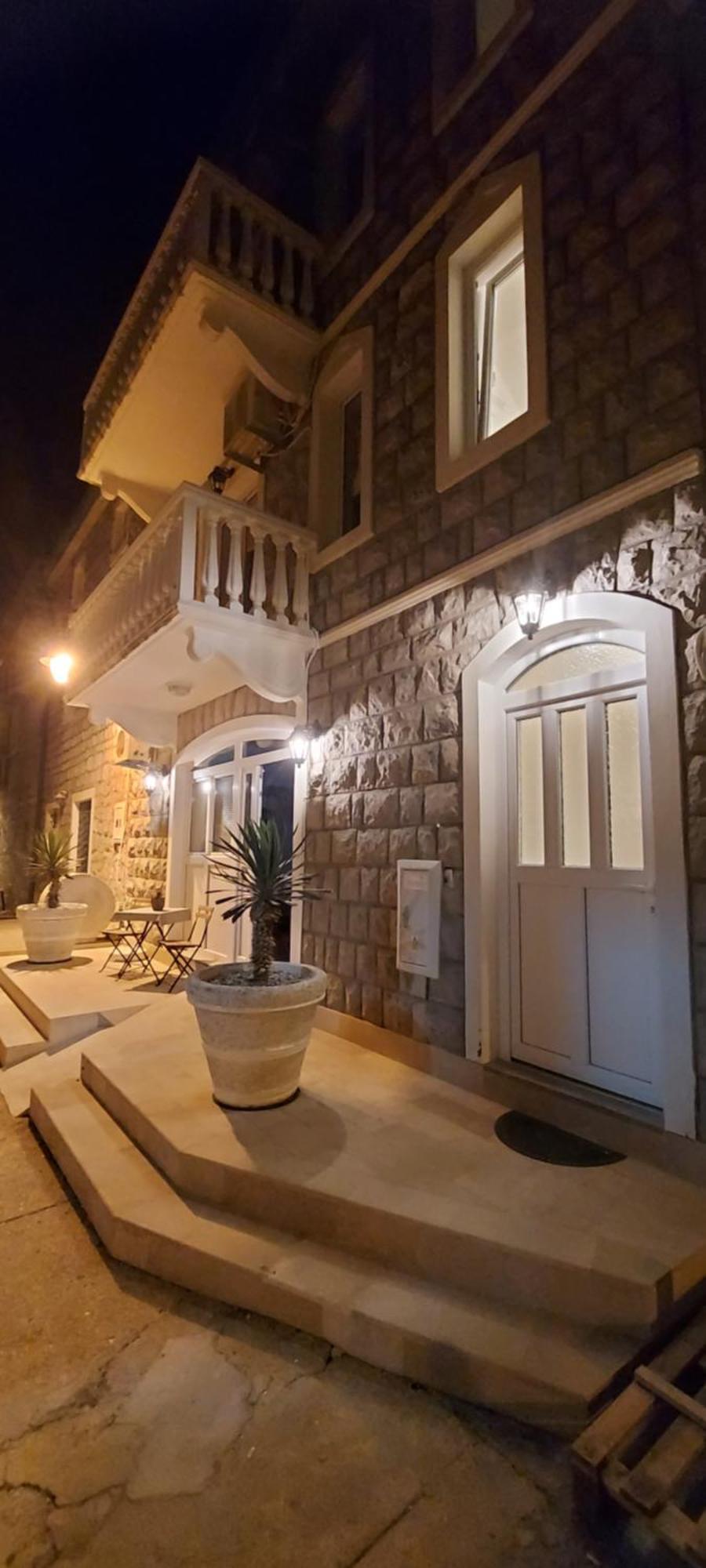 La Casa Di Sonja Apartment Tivat Ngoại thất bức ảnh