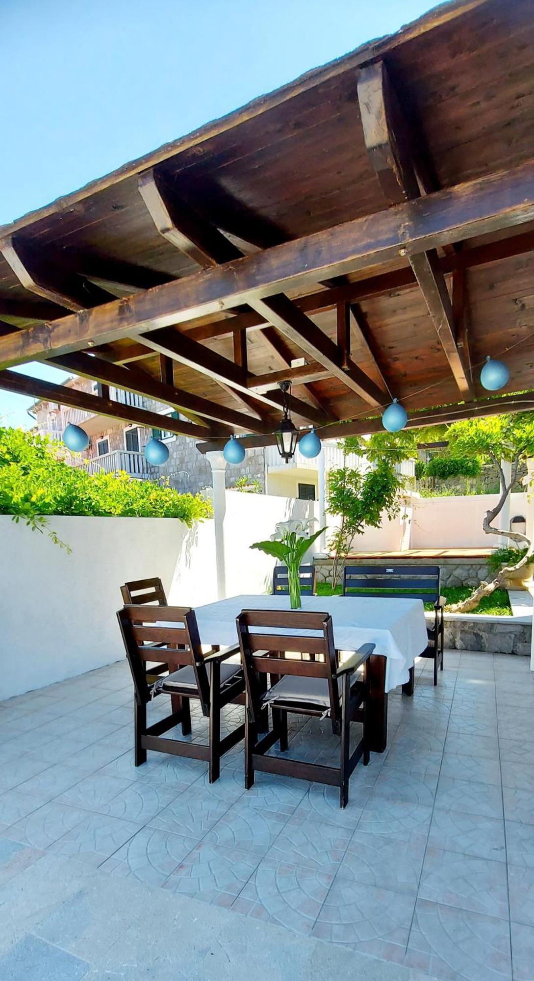 La Casa Di Sonja Apartment Tivat Ngoại thất bức ảnh